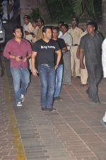 Salman Khan at Baba Siddique_s Iftar party in Taj Land_s End,Mumbai on 29th July 2012 (12).JPG